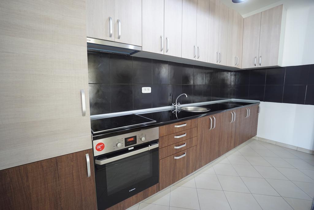 Budva Bay Breeze Apartments Eksteriør bilde