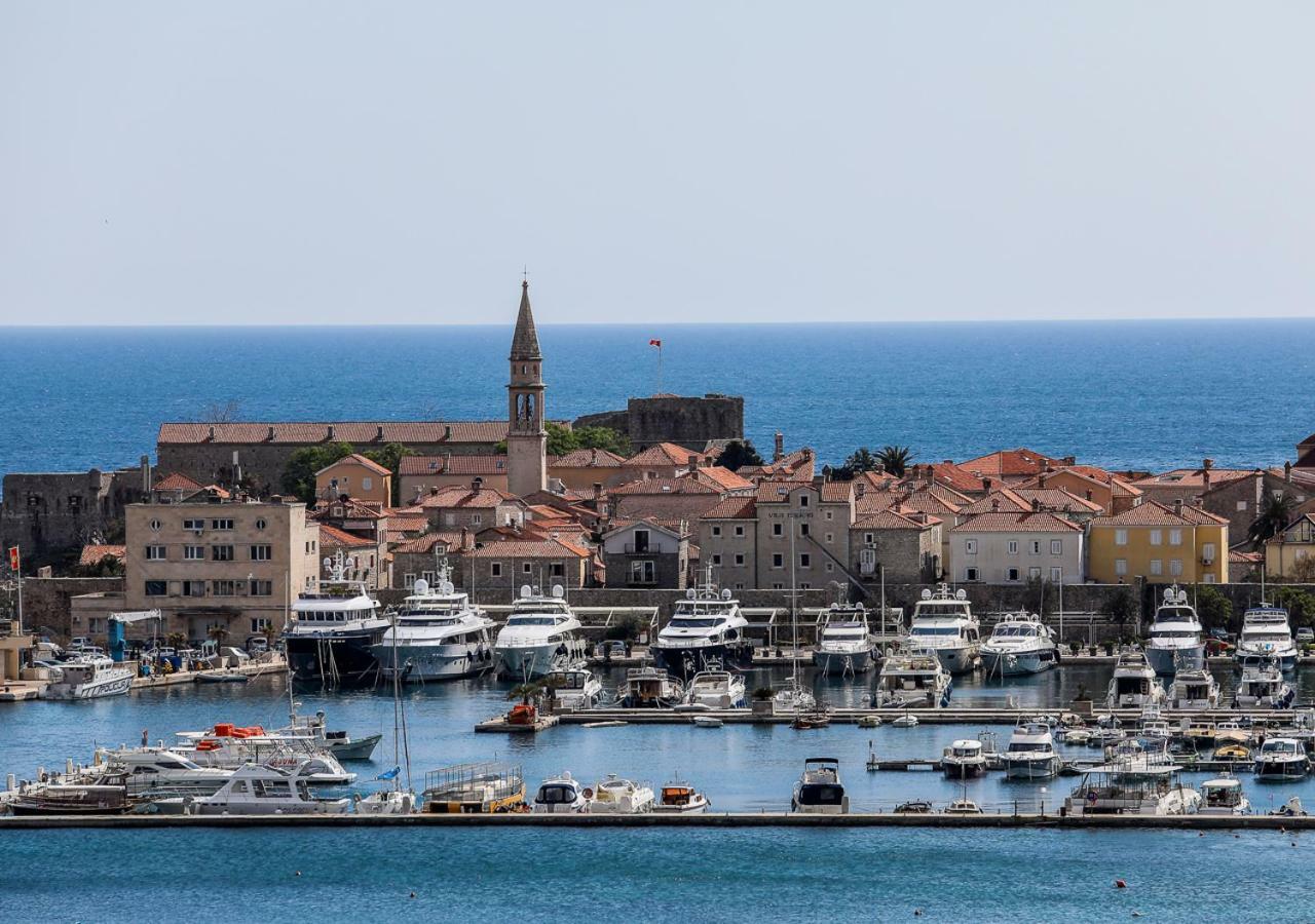 Budva Bay Breeze Apartments Eksteriør bilde